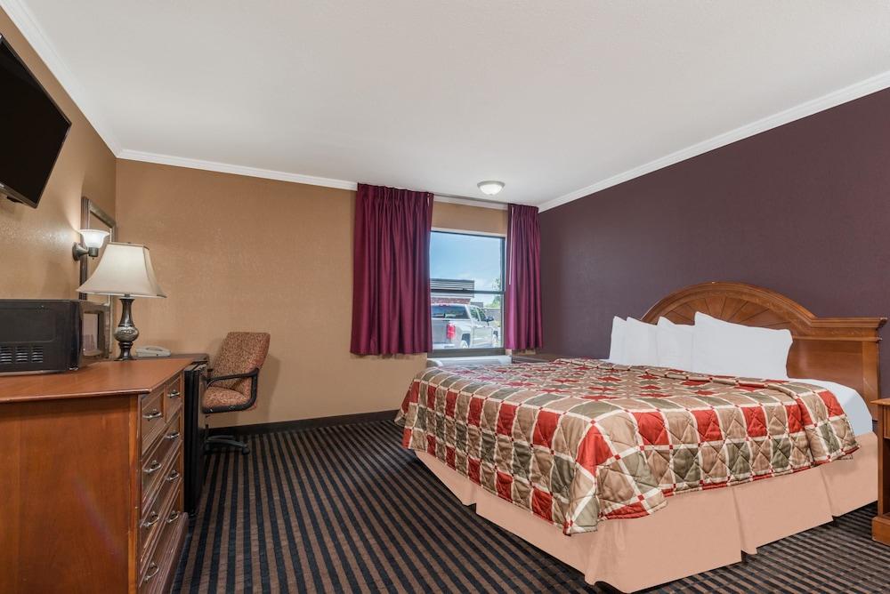 Days Inn By Wyndham Anderson In Екстериор снимка